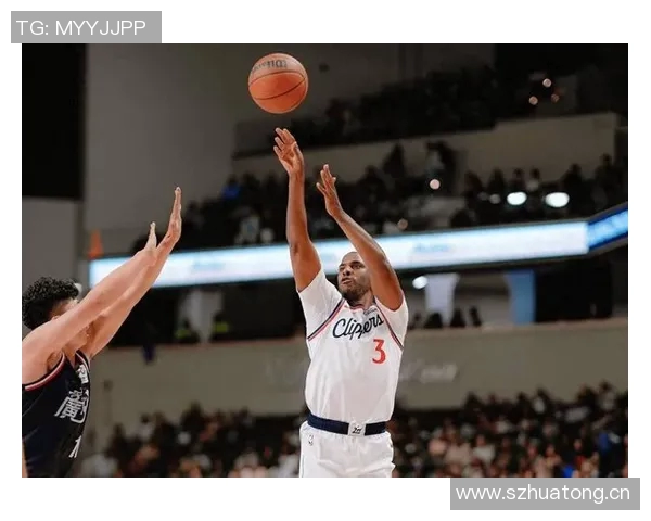 哈登赞大洛在训练营中展现惊人实力为球队贡献巨大价值 哈登赞大洛在训练营中展现惊人实力为球队贡献巨大价值