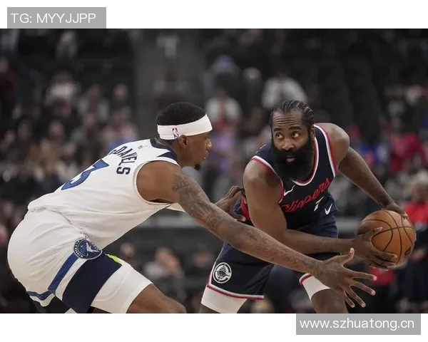 香波特称爱德华兹已具哈登水平未来需提升背打技巧