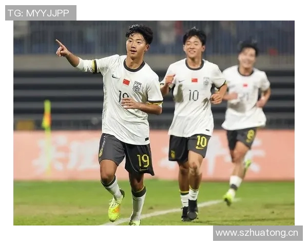 U16国足大胜8-0徐正鹏传中助攻张伯霖精彩头球破门 U16国足大胜8-0徐正鹏传中助攻张伯霖精彩头球破门